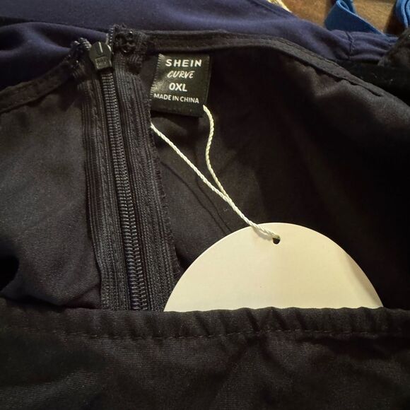 SHEIN super cute ruffle dress black spring ready - Picture 5 of 6